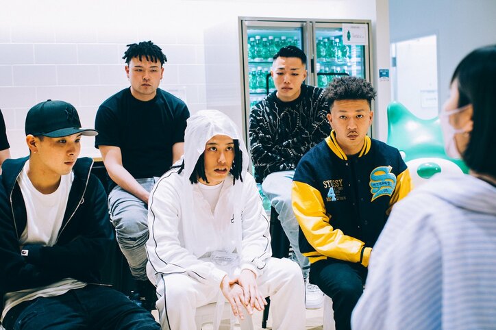 「eydenが"ラップスタア誕生"で優勝してメンバーがそういうフィールドに立った。プレッシャーもあるけど、そこを通らないとクルーとして強くならない」eyden率いるクルー・98jams メンバーの素顔と変化。