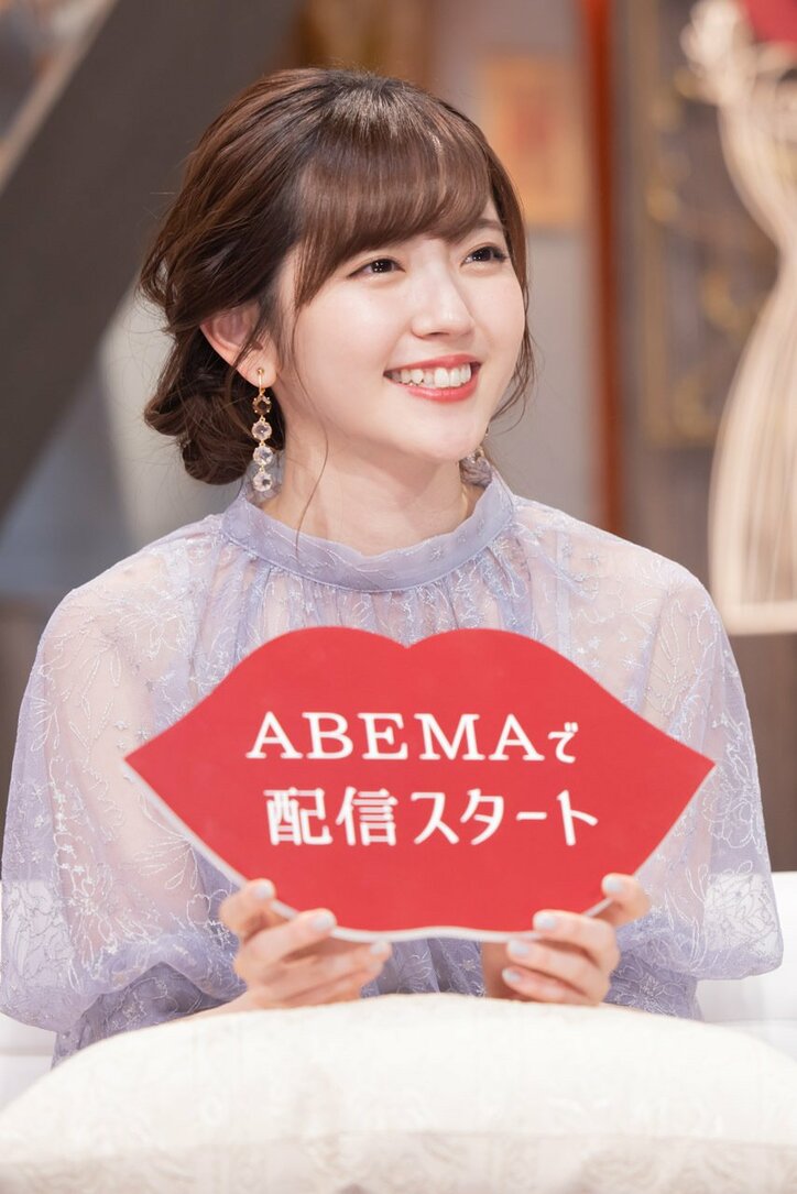 鈴木愛理、キスは「さりげなくされるのが理想」 恋愛観をチラリ