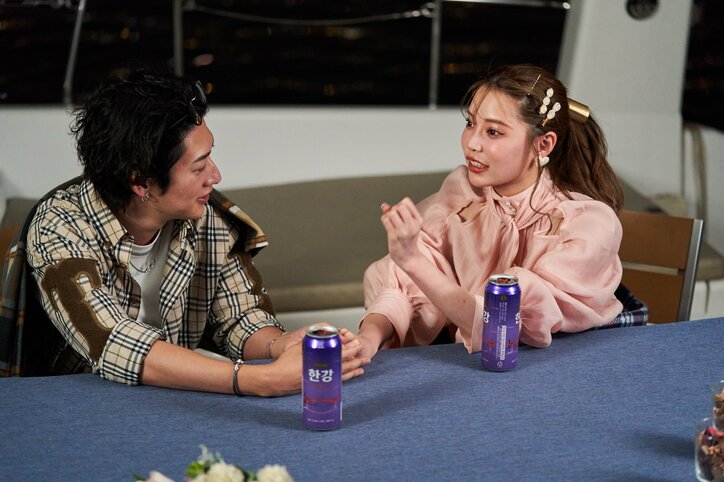 フェロモン爆発系美女「もっと距離を縮めたい」自ら近づき…本命イケメン経営者に大胆アピール！ライバル女子「浮気現場目撃した気分」