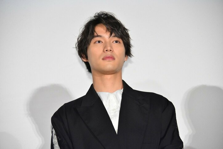 岡田准一、福士蒼汰から酒席のストイックな様子暴露される「武士のよう」