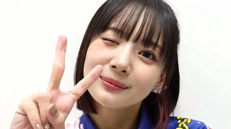 永久保存クラスの“女流雀士図鑑”かわいいウインク連発にドアップ 視聴者も絶賛「最高やねん！」「美女映像サービス」／麻雀・Mリーグ