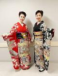  藤あや子、伍代夏子とお揃いの振袖姿を披露「艶やか」「惚れ惚れします」の声 