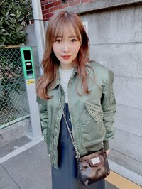 指原莉乃、左右で異なるカラコンをつけた姿にファンから「オッドアイカッコいい」の声