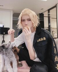 コスプレイヤー・伝染タルキが「東リベ」マイキーに変身！お茶目なショットに「可愛い空間」「尊すぎる」とファン悶絶