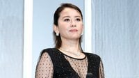 鈴木砂羽 共演した美人女優と「裸の再会」 