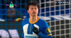 三笘薫の“ヘッド”に再び脚光「走れと言わんばかり」の“頭スルーパス”にスタジアムがどよめき「発想がすごい」「鬼パス」