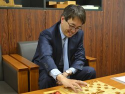 タイトル通算98期の将棋棋士・羽生善治　「七冠」が生んだ実力派若手棋士たち