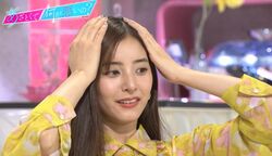 付き合い始めた彼氏の車に乗ると…曇りガラスから浮き出た文字に新木優子らが戦慄「ホラーだ」『あざと連ドラ』衝撃の最終回