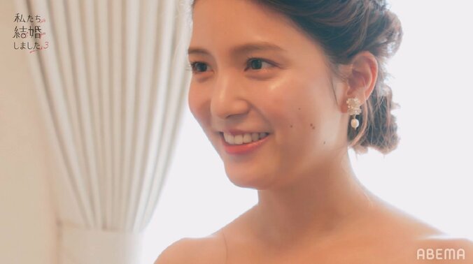 川島海荷、ウェディングドレス姿で中田圭祐と“結婚式”、指輪も交換『私たち結婚しました3』第1話 5枚目