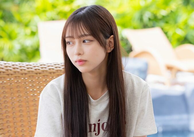 【写真・画像】告白された人数15人の大人っぽい女子、朝のラフな姿でも美しさ際立ち…「大人っぽい」「きれい」の声『今日好き』マクタン編第1話　1枚目