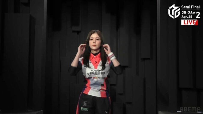 エレガントな雰囲気を漂わせて入場してきた高宮まりの美スタイル