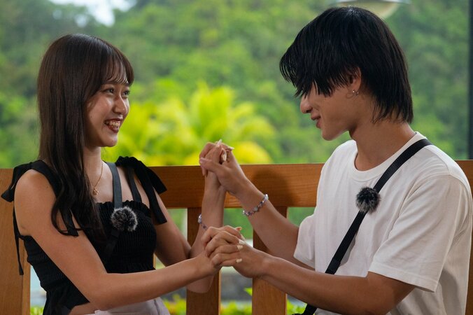 「まず目つむって。こっち向いて」20歳の美人女子大生の仕掛けた“ドキドキゲーム”が可愛すぎると話題に『シャッフルアイランド Season3』#7 5枚目