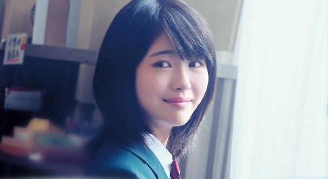 「君と膵臓をたべたい」 浜辺美波が焼肉店でシビレ（膵臓）に初挑戦 6枚目