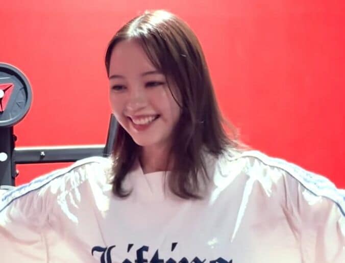 姉は白石麻衣似！20人に告白されたイケメン高校生の美人姉もボディビルダー優勝者