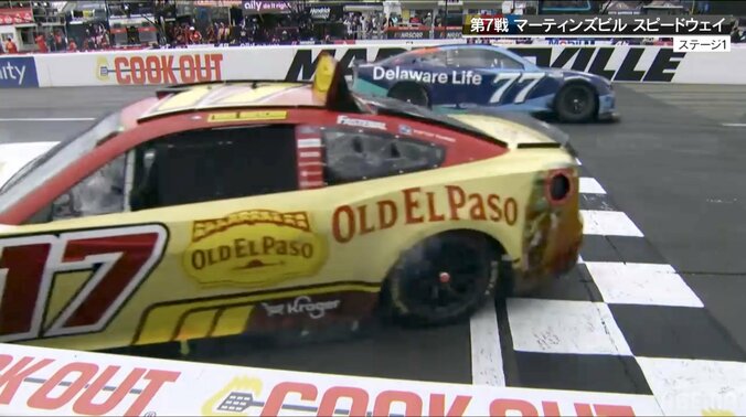 【写真・画像】「くるりんぱ」後むきでゴールラインを通過？ 全米人気レースで回転しながら周回を重ねる珍事が発生！　1枚目