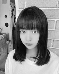 「え、可愛すぎる」「天使ですか」莉子のキュートなヘアカット報告にファン歓喜