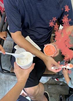  光上せあら、ハワイでアイスを購入するも後悔した理由「二つで3000円だからね…」 