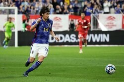 伊東純也が追加点！日本代表で通算13点目をマーク！直近5試合で4ゴール！