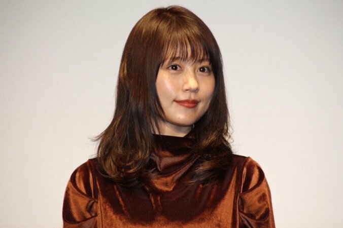 有村架純&吉田羊、美女2ショットが話題に「綺麗&かわいい」「女神と天使」の声 1枚目