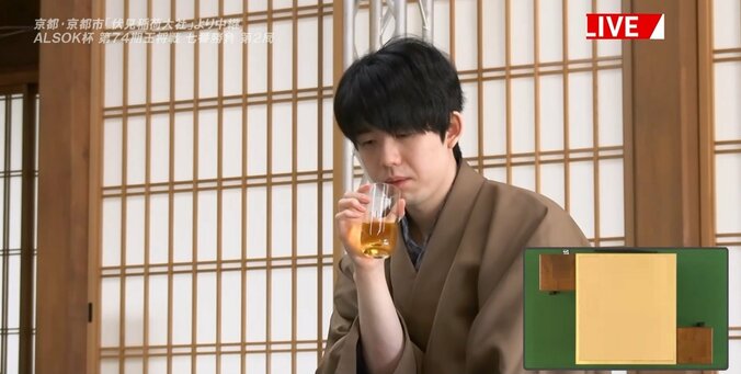 【写真・画像】　1枚目