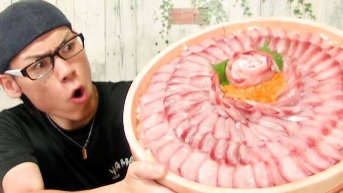 大食いYouTuberもツライよ！？　谷やんが激白、「肩から下の毛はツルツルに処理してます」 1枚目