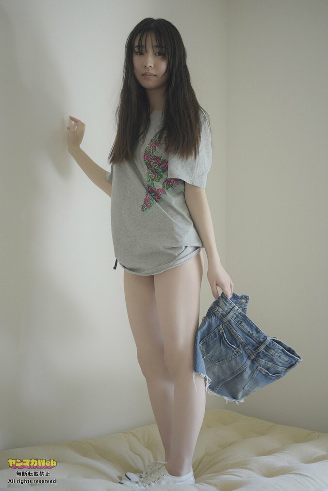 現役大学生の新人女優・美咲姫、水着姿という“新たな役”に挑戦 ヤンマガWeb「あの子が水着にきがえたら…」 1枚目