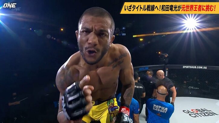 あらぬ方向に足が“ぐにゃり”の足関決着 「ヤバい角度」「ヒザが壊れる」 因縁対決はファン悲痛の衝撃結末