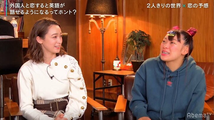 フワちゃん、ViViモデル・藤井サチの爆笑恋バナに「鈴木奈々のエピソードみたい」