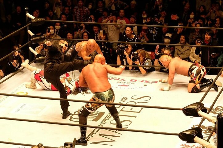 蝶野のケンカキック、武藤のドラゴンスクリューからの足4の字、藤原組長のワキ固め・・・見たい技を見せてくれるから素晴らしい! サイプレス上野、プロレスリングマスターズを語る