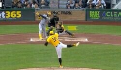 一体、何者なんだ…？ 最強右腕スキーンズの超魔球に“打者ドン引き”「怪物すぎ」「反則だろ」高速落下する“スプリンカー”→バットを爆速通過