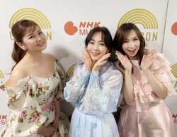 森口博子、1985年デビュー同期との集合ショット「美穂ちゃんに届くように精一杯歌わせていただきました」