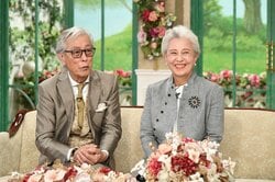 「『ドアに挟まれて折った』と…」 岩城滉一、バイク転倒で指を骨折 妻・結城アンナには嘘の説明