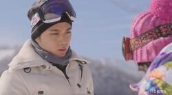 平祐奈の顔の雪をはらって…磯村勇斗のツンデレ対応がゲレンデも溶けるレベル