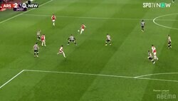 「変態パス」「天井から見てる？」アーセナル司令塔の“美しすぎるプレアシスト”が脚光！地元メディアもチーム最高評価「中盤の核としてショーを演出した」