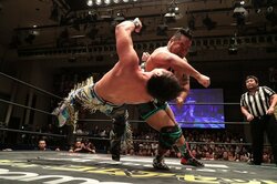 “反逆者で裏切り者”のDDT王者・入江茂弘、1大会で2連続防衛！次の舞台は世界へ