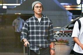 「俳優すぎる」南野拓実、ドーハ到着時のファッションに脚光！「何着てもかっこよくなるな」