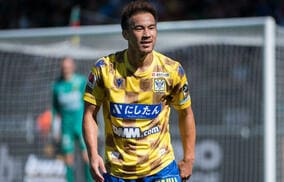 【2022年カタールへ期待の選手vol.112】大迫勇也に再び暗雲が立ち込める中、森保監督は大ベテランに日本代表を託すのか?/岡崎慎司(シントトロイデン/FW)