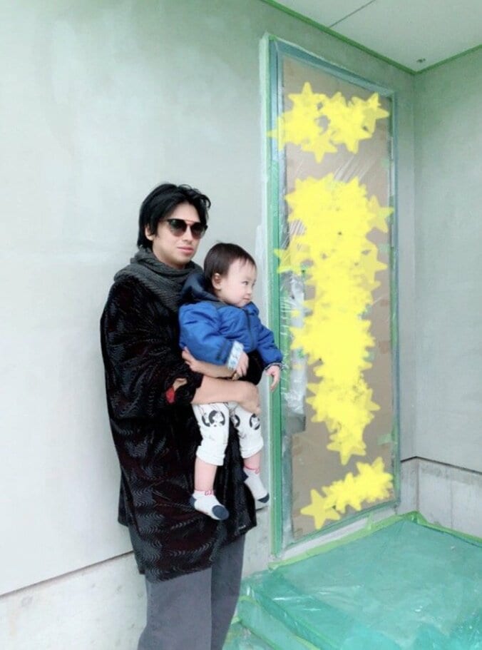 アレク＆川崎希、新居のこだわりキッチンの値段は「ベンツ新車一台分」 2枚目