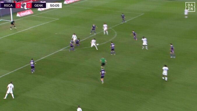 【映像】巧妙過ぎるダイレクトヒールパス