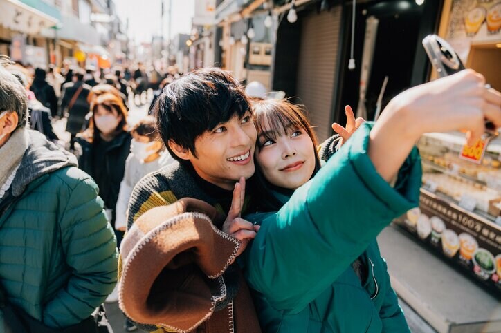 イケメン俳優、別れの直前に元トップアイドルの唇を奪いスタジオ衝撃