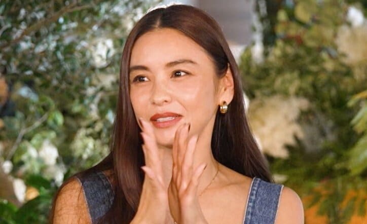 【写真・画像】3児の母・滝沢眞規子、大切に残しているベビー用品を公開「リメイクして人形のお洋服にしてる」　1枚目