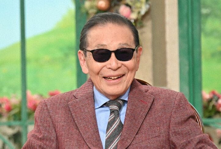 【写真・画像】黒柳徹子、大谷翔平とデコピンの始球式を再現したタモリを絶賛「すごいですよね！」　2枚目