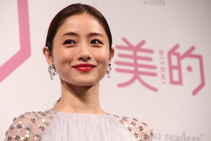 あと4日で30歳!石原さとみ、2年連続の「なりたい顔の1位」