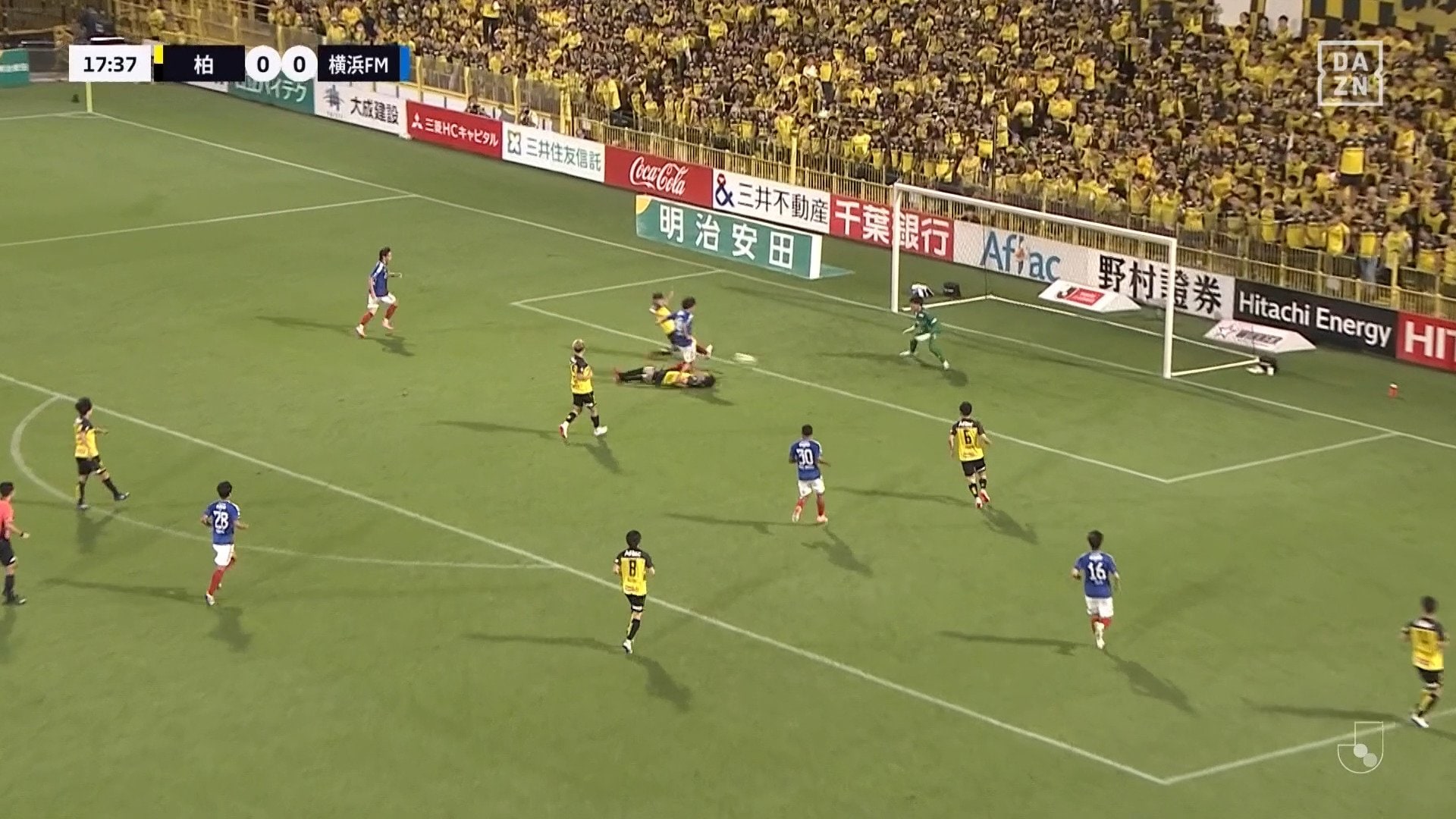 【映像】これでファウル？ゴール直前の接触シーン