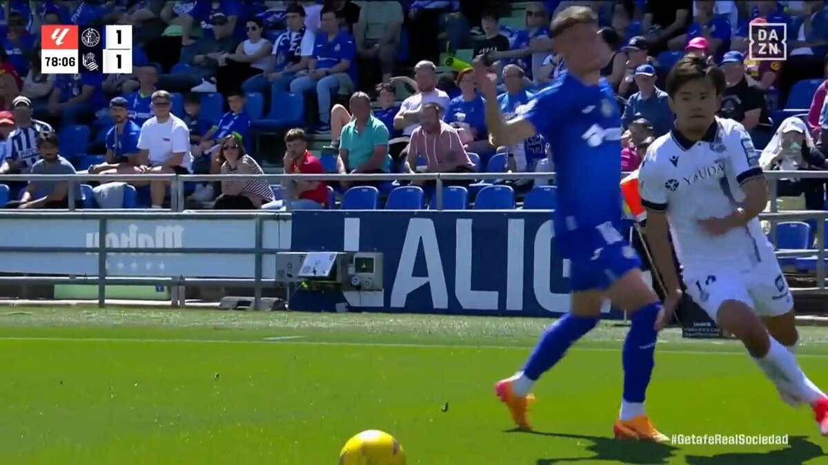 キレッキレだな！久保建英、えぐりの効いたドリブルで余裕の2枚剥がし