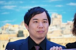 霜降りせいや、学生時代はイケメンアイドルに似ていたことでモテ期に「違う学校でも噂に」「知らん番号から電話かかってきた」