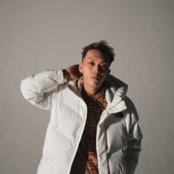 京都府宇治市出身、HIP HOPクルー「Freak's'」に所属するラッパーKyonsが、ニューシングル『Friendz』をリリース。