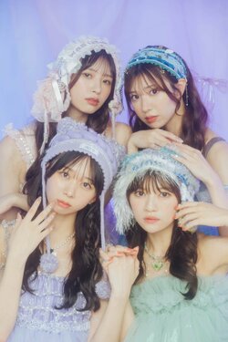 わーすた、10周年記念写真集が3月発売 KAWAII表情や姿、“これまで・いま・これから”が詰まった一冊に