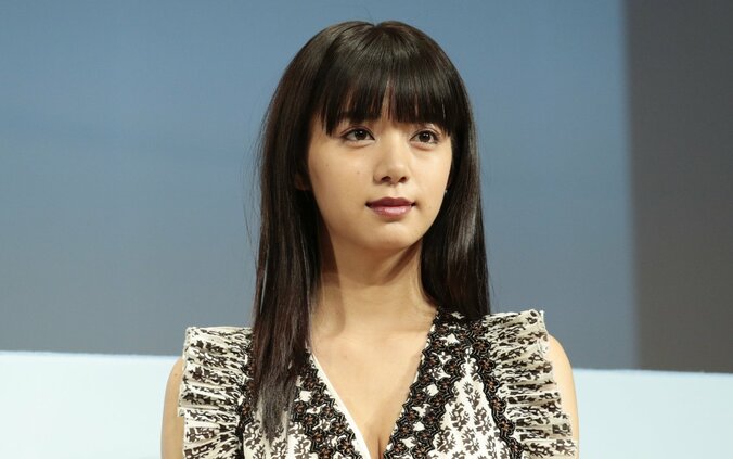 池田エライザ、子供の頃の家族写真公開　美人過ぎる母にファン驚愕「土屋アンナさんいますよ」 1枚目