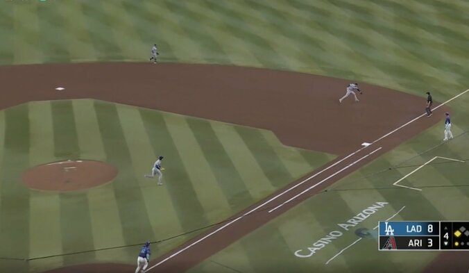 【写真・画像】早く投げろ！ 大谷翔平の打席で“異変”「どうした」「なんかトラブル？」監督も捕手もイライラ… 相手投手にハプニング発生　1枚目